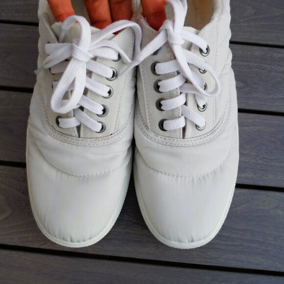 Lucky Brand Women’s Fashion Sneakers - Picture 8 of 9